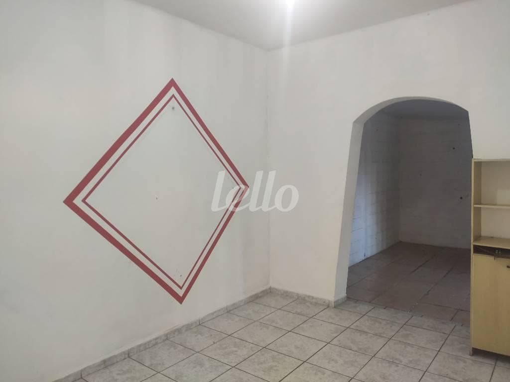 SALA de Sobreloja Mall com 150 m² em Perdizes - São Paulo