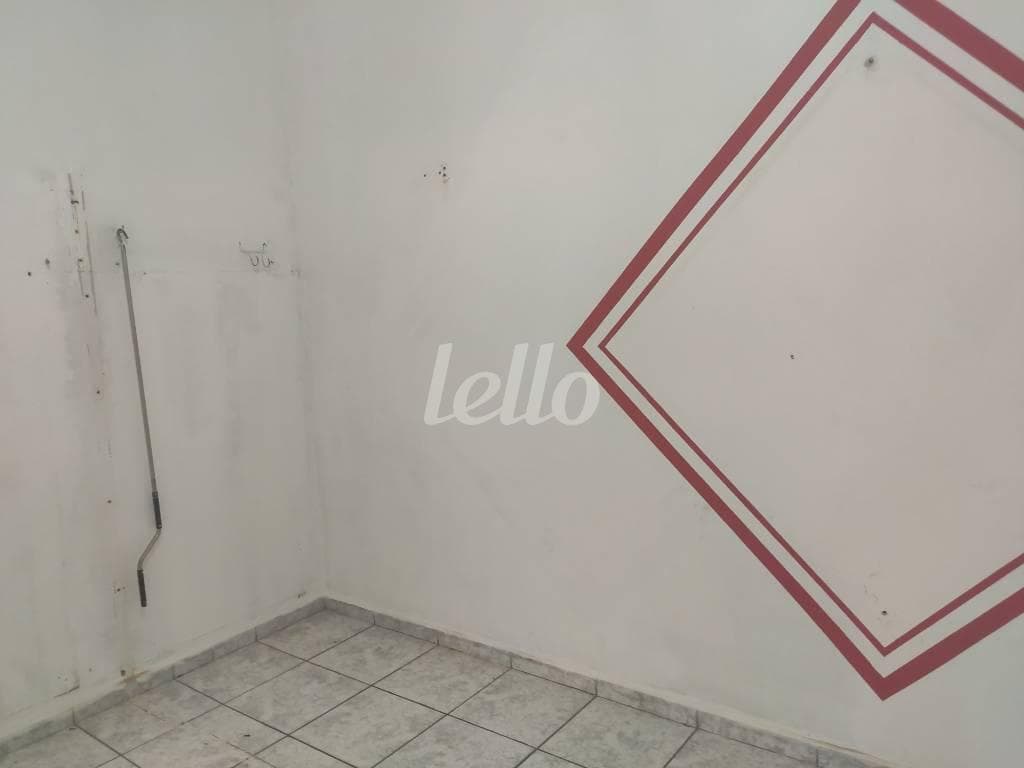 SALA de Sobreloja Mall com 150 m² em Perdizes - São Paulo