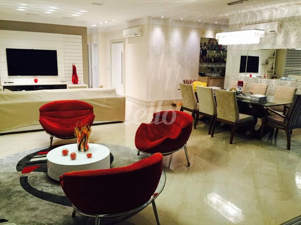 SALA de Apartamento com 297 m² em Tatuapé - São Paulo