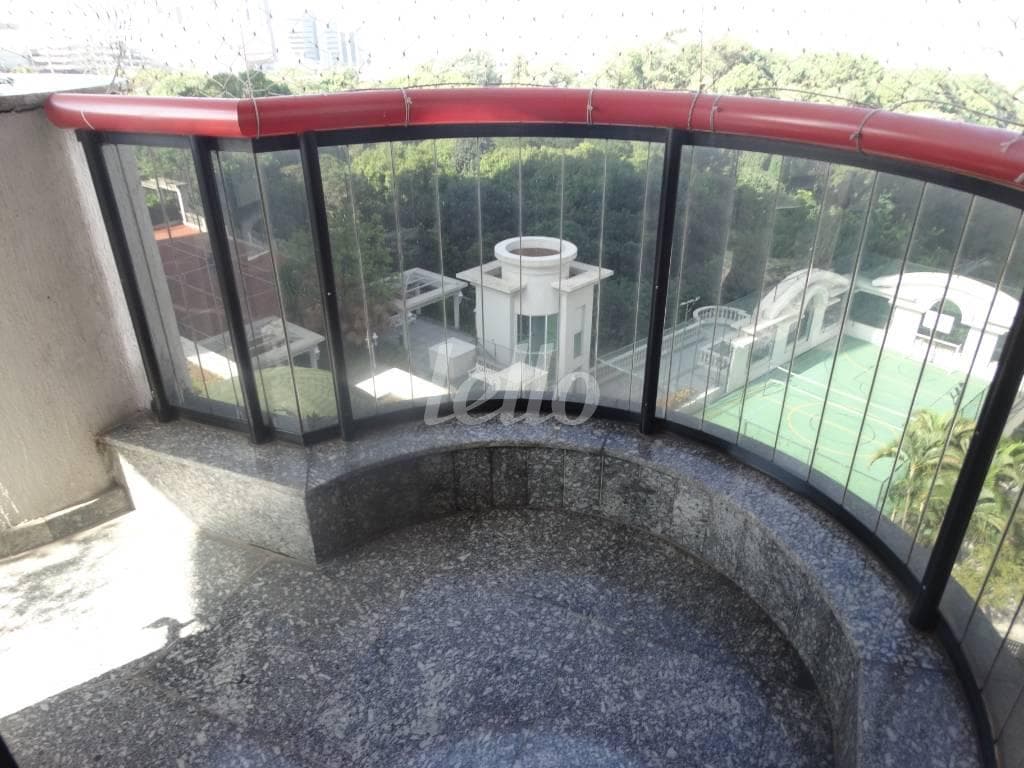 VARANDA SUÍTE de Apartamento com 156 m² em Jardim Anália Franco - São Paulo