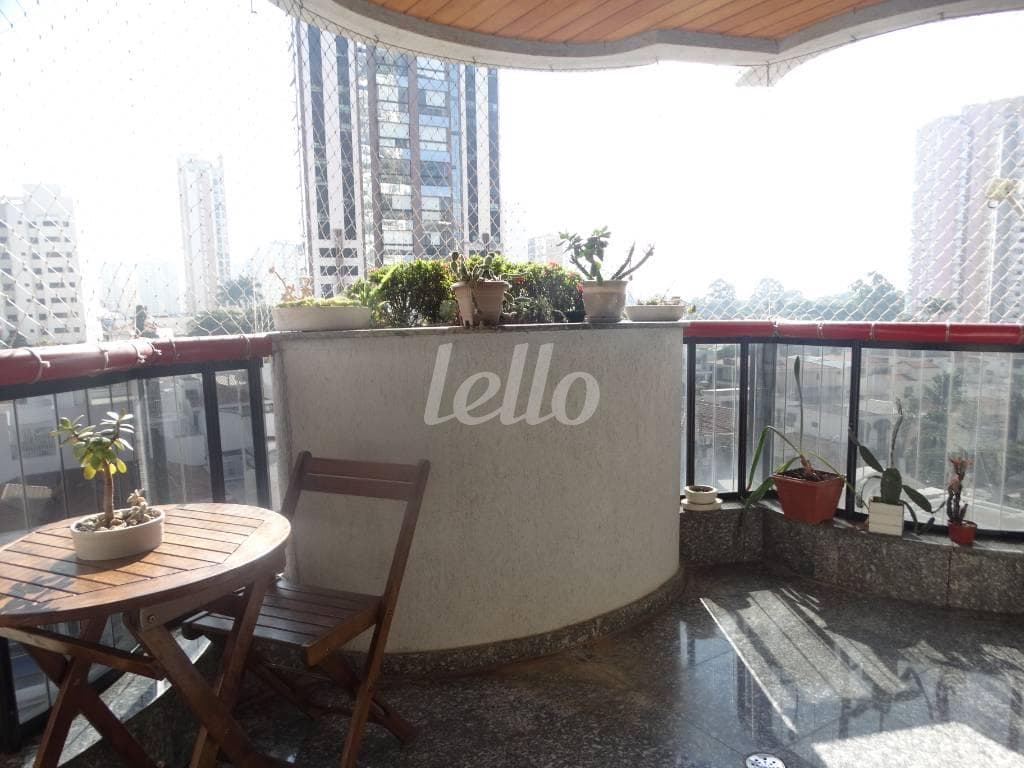 VARANDA de Apartamento com 156 m² em Jardim Anália Franco - São Paulo