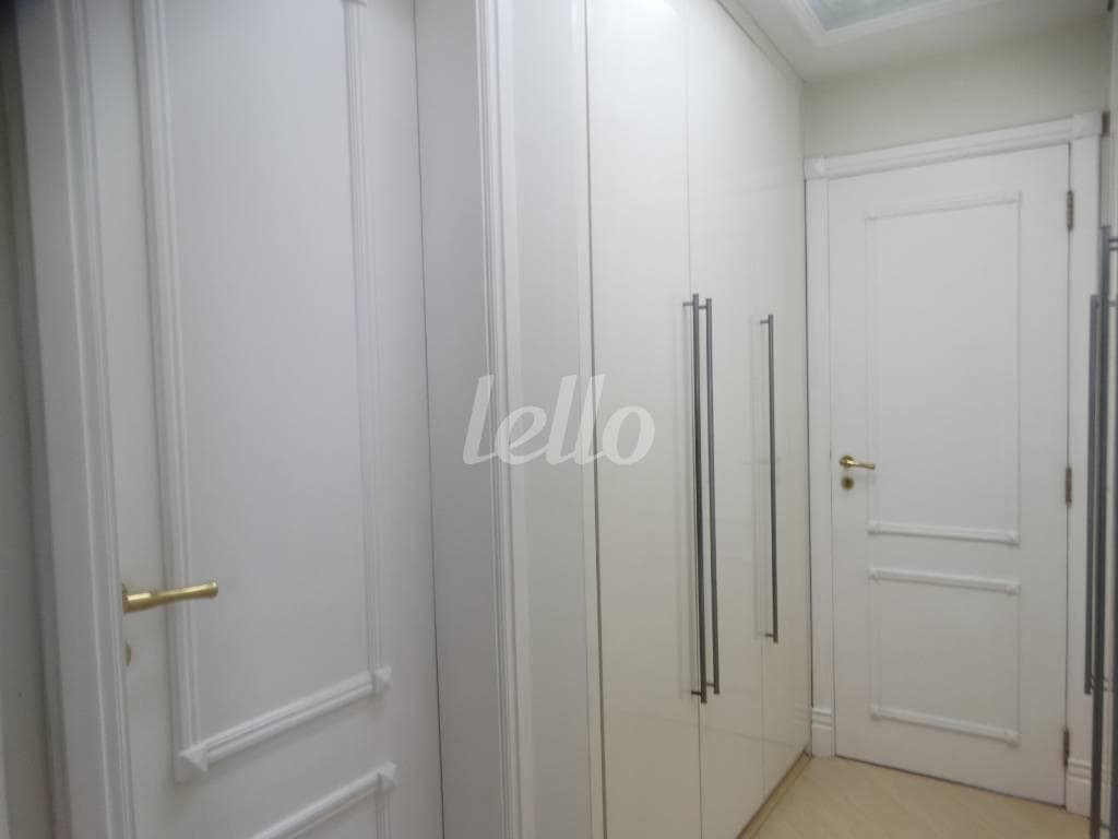 SUÍTE 1 de Apartamento com 156 m² em Jardim Anália Franco - São Paulo