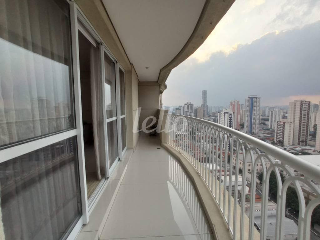 VARANDA de Apartamento com 173 m² em Tatuapé - São Paulo