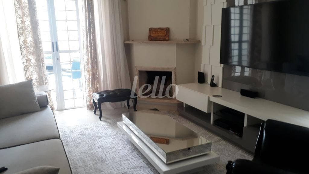 SALA de Casa sobrado com 247 m² em Água Fria - São Paulo