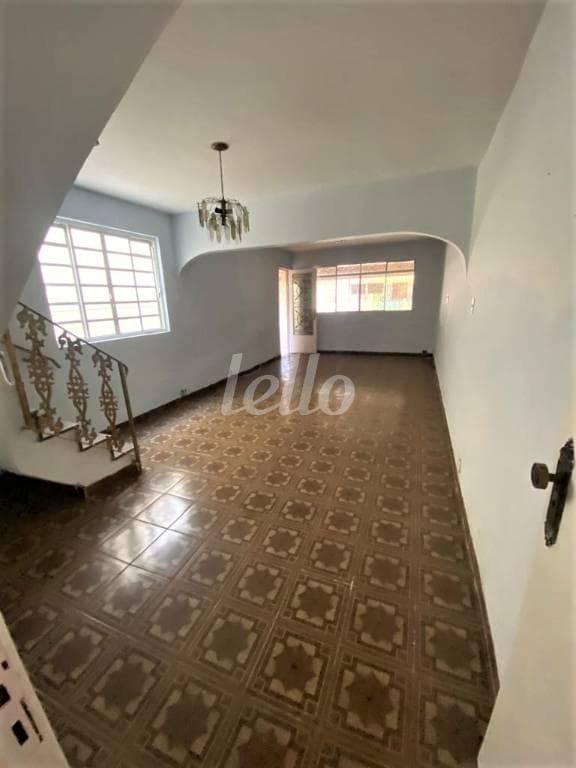 SALA DE JANTAR E ESTAR de Casa assobradada com 230 m² em Parque Maria Luiza - São Paulo