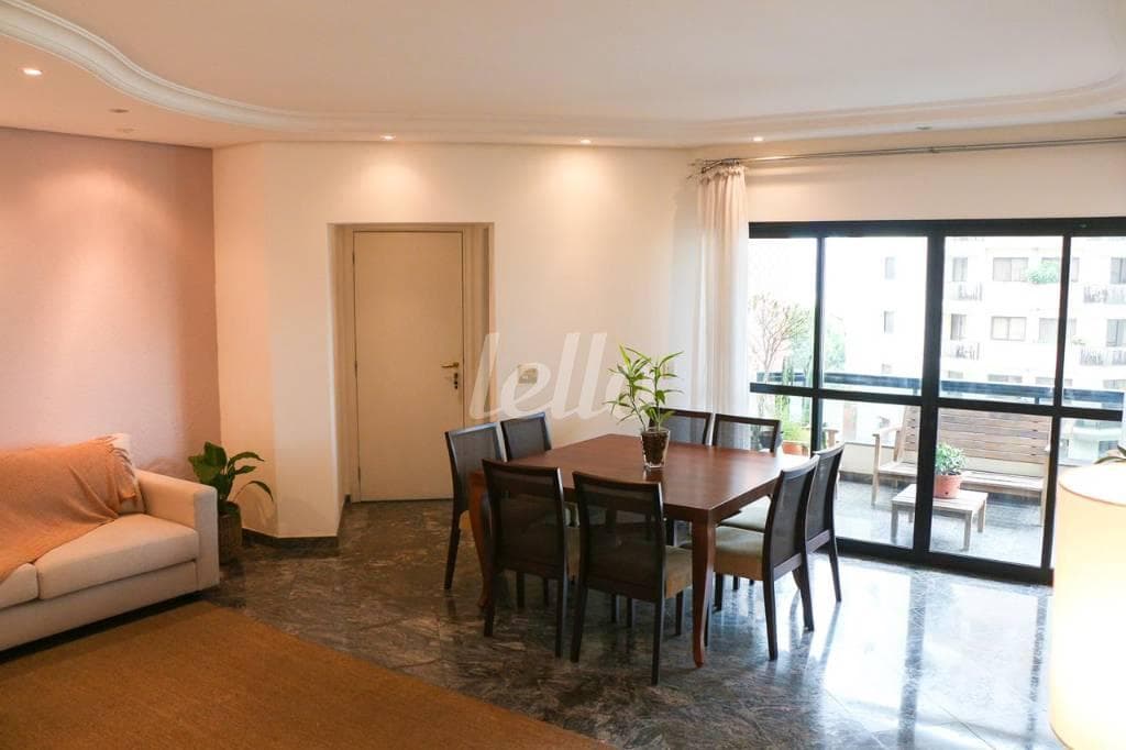 SALA de Apartamento com 138 m² em Vila Gomes Cardim - São Paulo