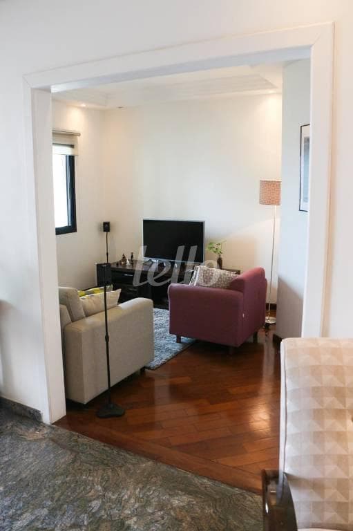 SALA DE TV de Apartamento com 138 m² em Vila Gomes Cardim - São Paulo
