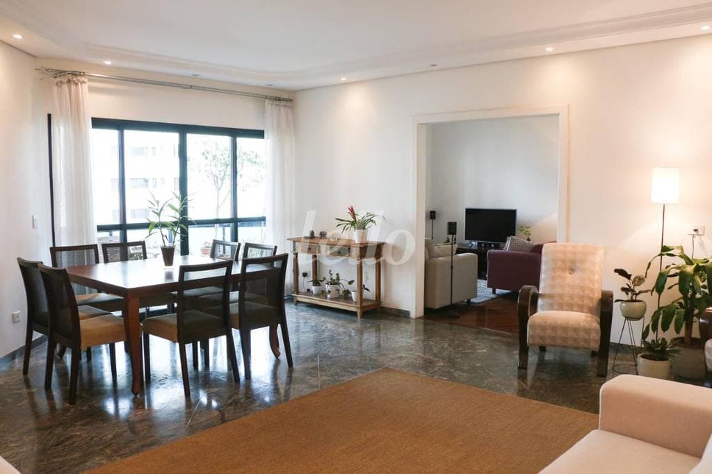 SALA de Apartamento com 138 m² em Vila Gomes Cardim - São Paulo