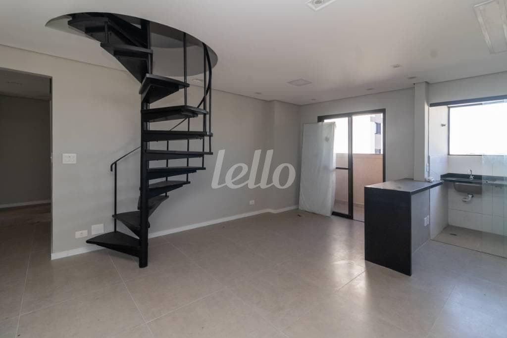 01 SALA de Apartamento cobertura - Padrão com 127 m² em Vila Carrão - São Paulo