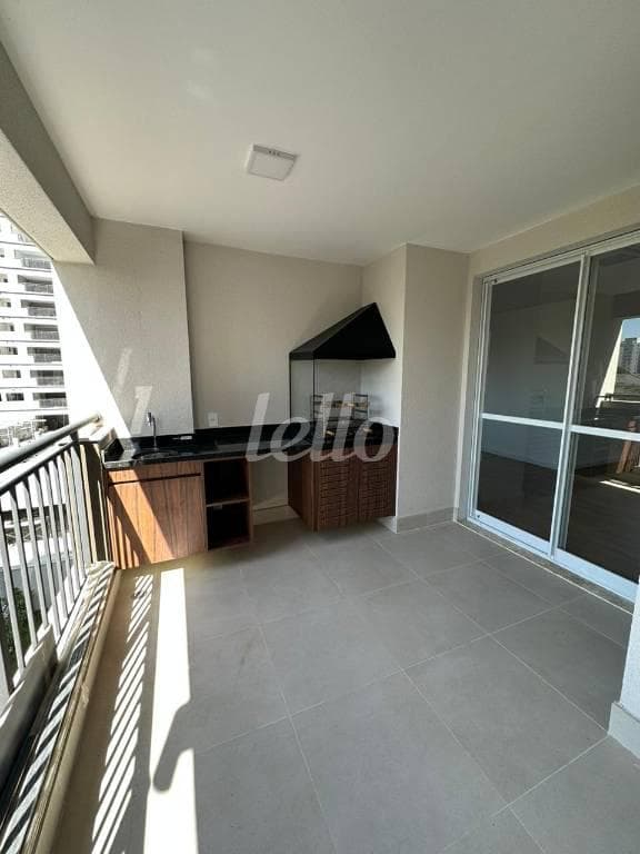 SACADA de Apartamento com 84 m² em Parque São Jorge - São Paulo