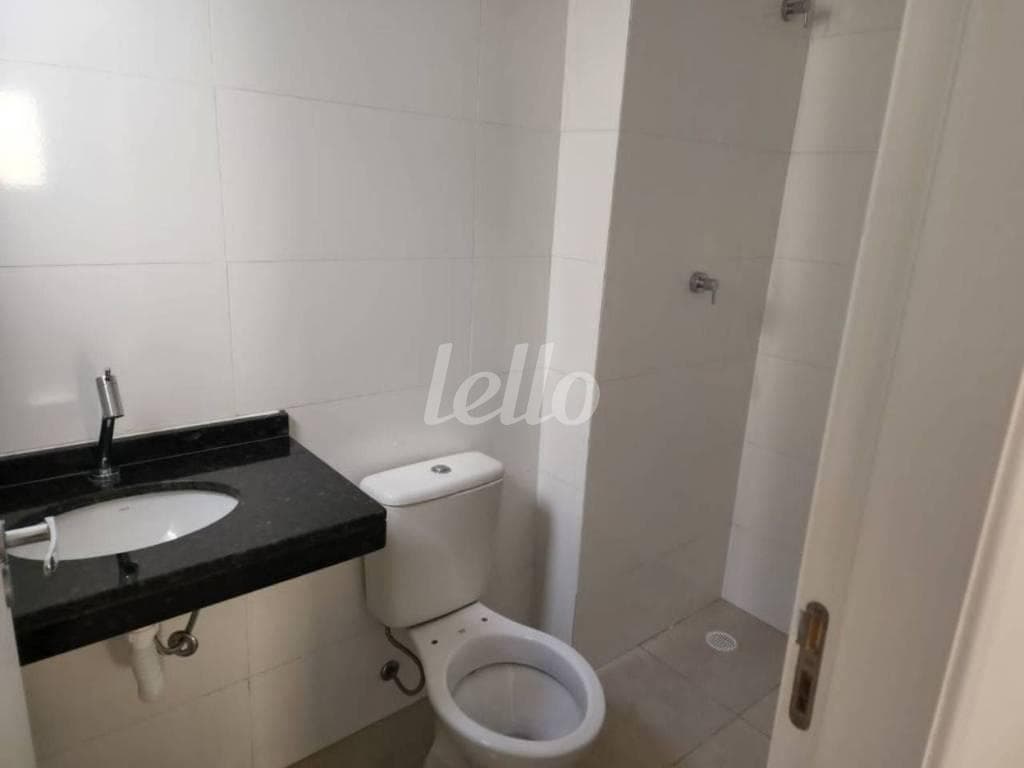 BANHEIRO SOCIAL de Apartamento com 34 m² em Cidade Mãe do Céu - São Paulo