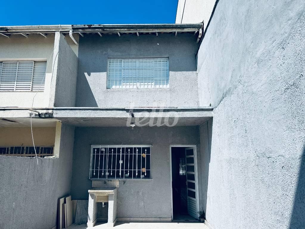 FUNDOS de Casa sobrado com 122 m² em Jardim Aricanduva - São Paulo