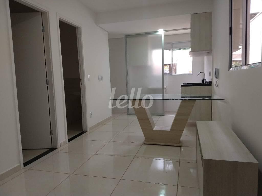 SALA 2 AMBIENTES de Apartamento com 35 m² em Cidade Mãe do Céu - São Paulo