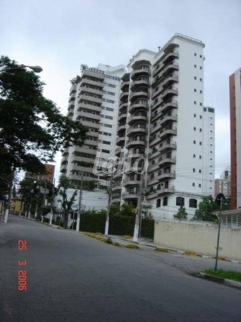 FACHADA de Apartamento cobertura - Padrão com 260 m² em Brooklin Paulista - São Paulo