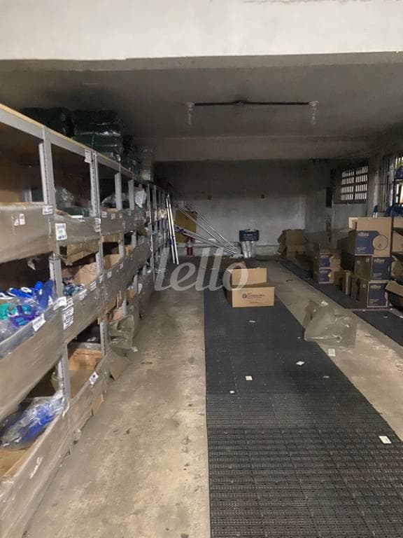 FOTOS (4) de Prédio Comercial Monousuário com 600 m² em Parque Edu Chaves - São Paulo