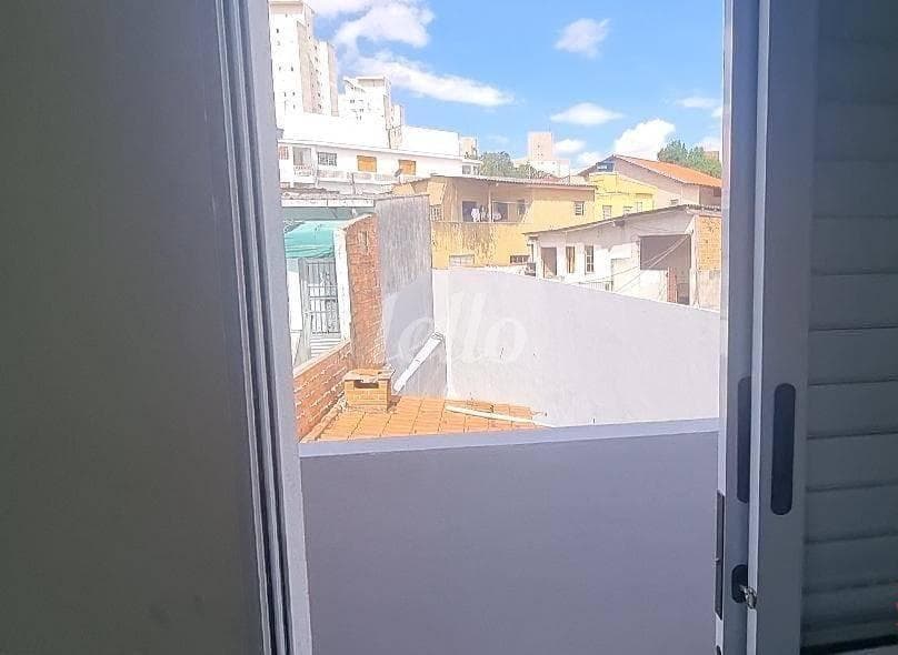 FOTOS (3) de Casa assobradada com 400 m² em Piqueri - São Paulo