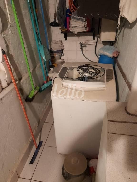 SALA de Casa térrea com 300 m² em Vila Deodoro - São Paulo