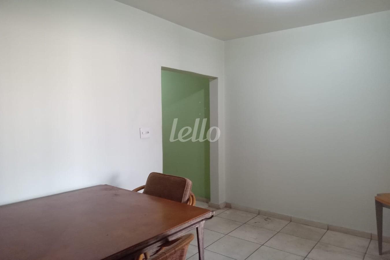 SALA DOIS AMBIENTES de Casa sobrado com 144 m² em Santana - São Paulo