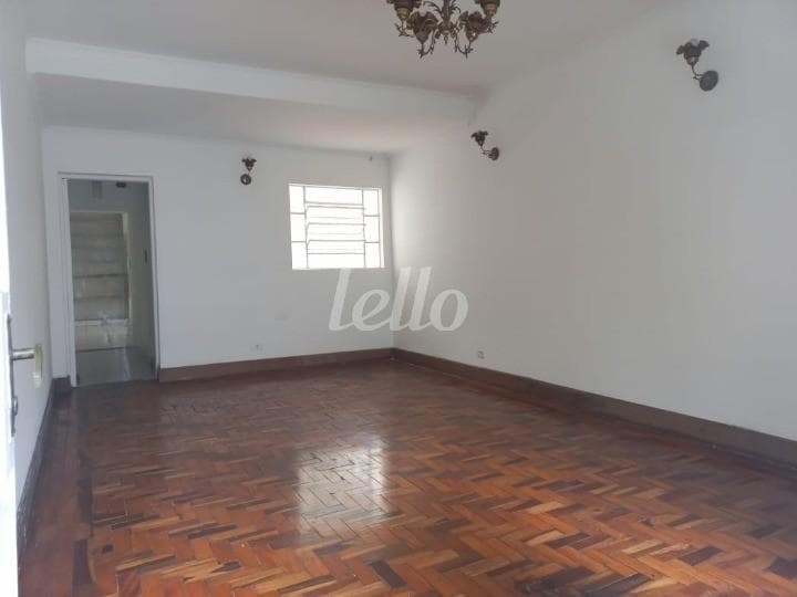 SALA DOIS AMBIENTES de Casa sobrado com 140 m² em Água Fria - São Paulo