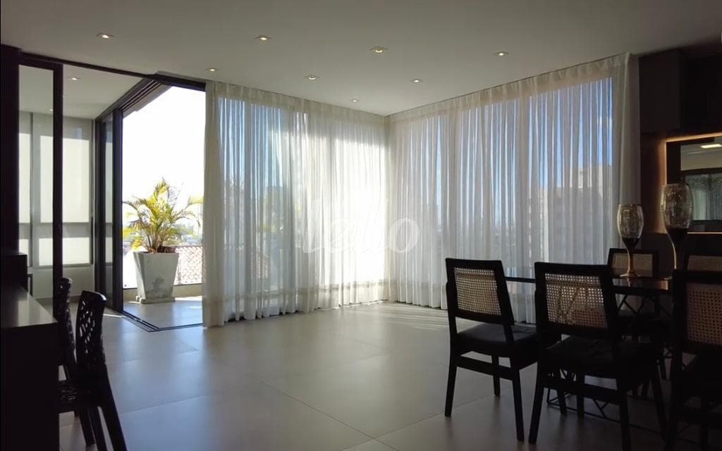 SALA de Casa de vila - sobrado com 360 m² em Santana - São Paulo