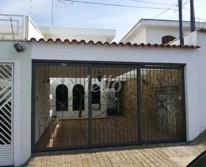 FACHADA de Casa sobrado com 140 m² em Vila Libanesa - São Paulo