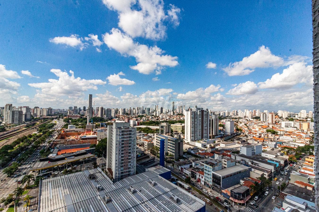 SALA de Apartamento com 37 m² em Quarta Parada - São Paulo
