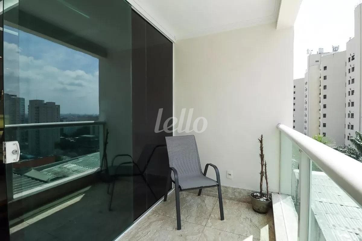 FOTO (2) de Casa sobrado com 230 m² em Vila Ester (zona Norte) - São Paulo