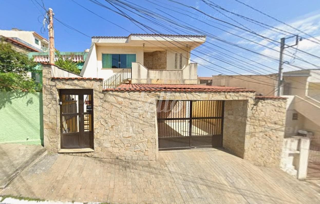 FACHADA de Casa assobradada com 320 m² em Imirim - São Paulo