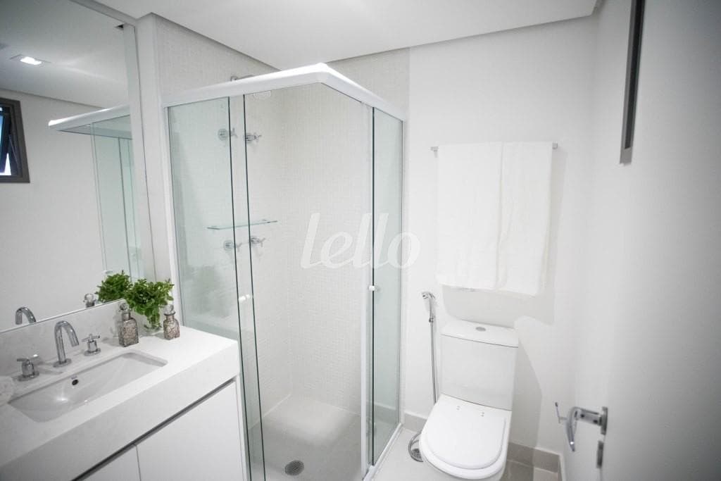 81M HABITARTE 024 BXA de Apartamento com 81 m² em Brooklin Paulista - São Paulo