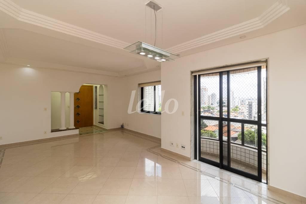 03 SALA de Apartamento com 130 m² em Vila Gomes Cardim - São Paulo