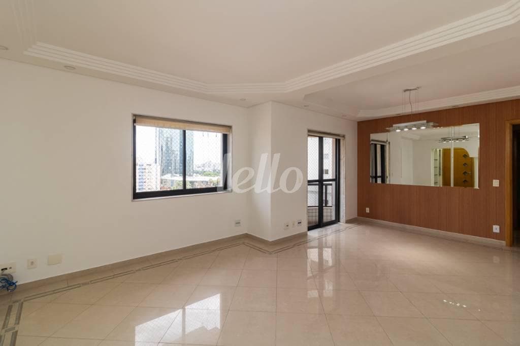 01 SALA de Apartamento com 130 m² em Vila Gomes Cardim - São Paulo