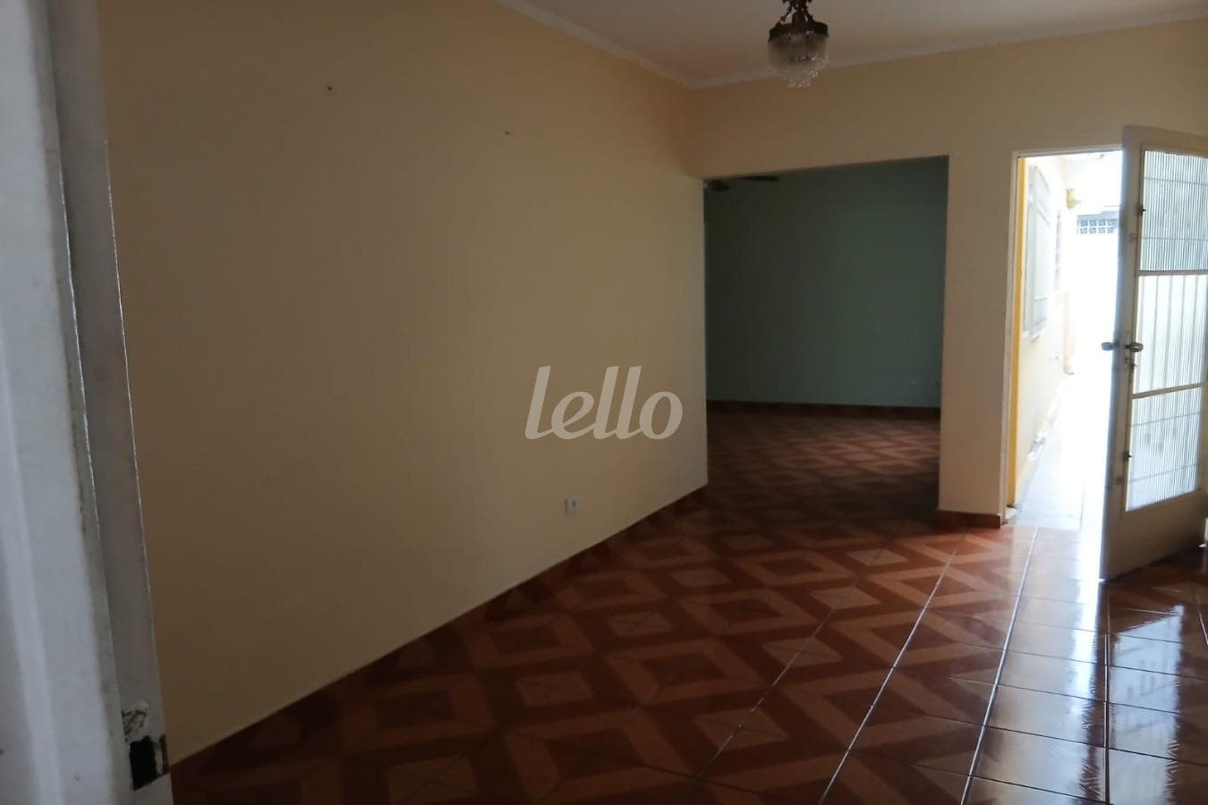 SALA de Casa térrea com 180 m² em Santa Teresinha - São Paulo