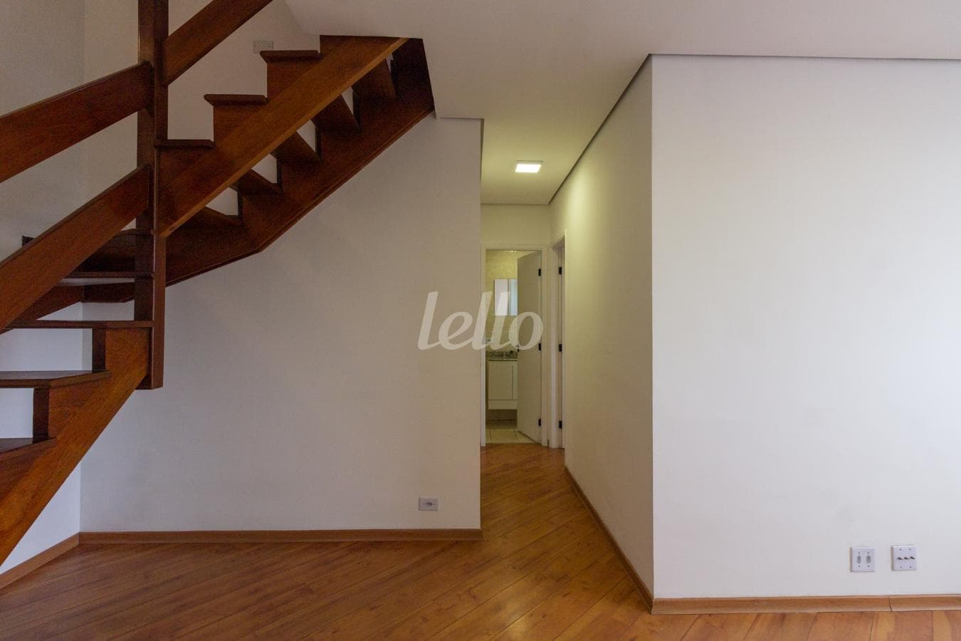 SALA de Apartamento cobertura - Padrão com 100 m² em Vila Mariana - São Paulo