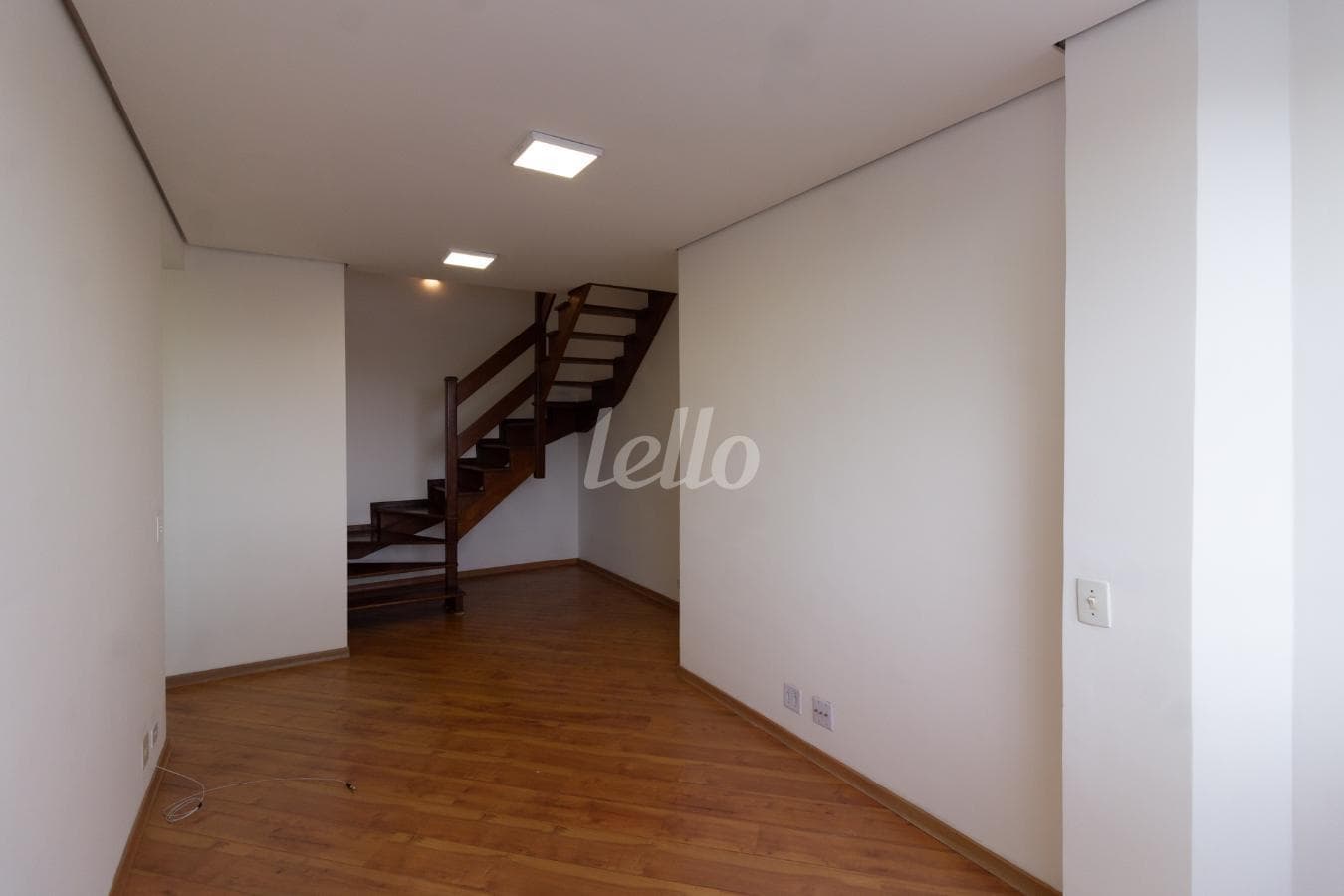 SALA de Apartamento cobertura - Padrão com 100 m² em Vila Mariana - São Paulo