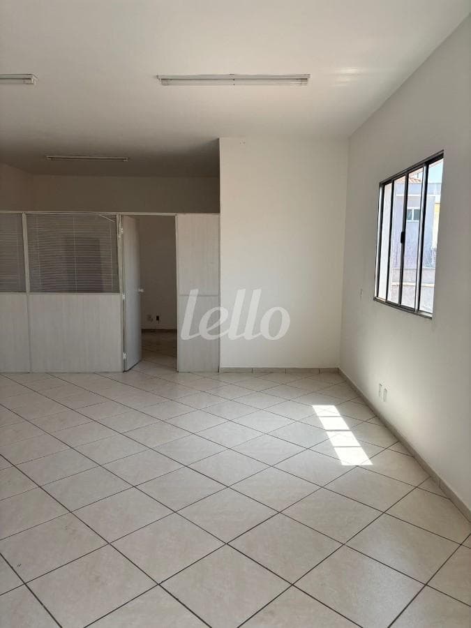 SALA de Sobreloja Mall com 55 m² em Água Rasa - São Paulo