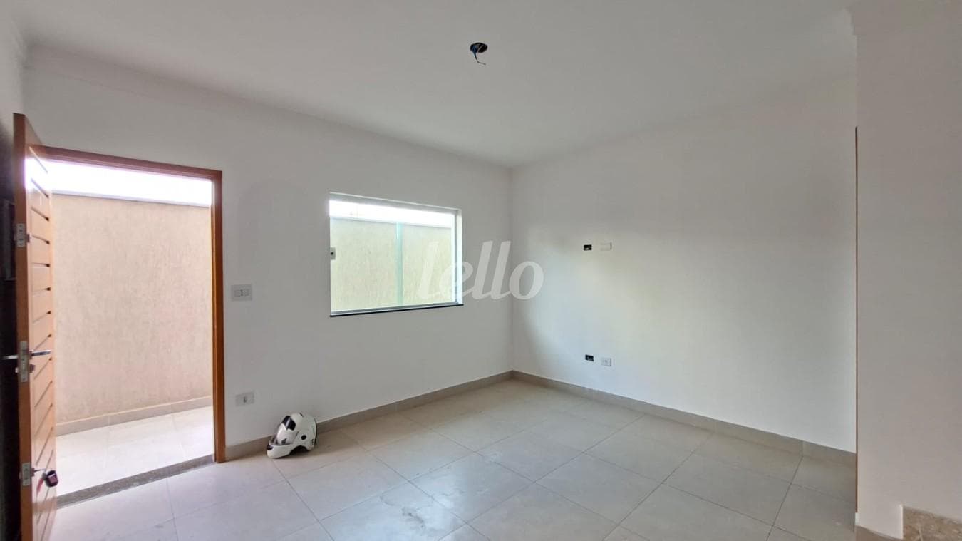 SALA 2 AMBIENTES de Casa em condomínio - sobrado com 70 m² em Santa Teresinha - São Paulo