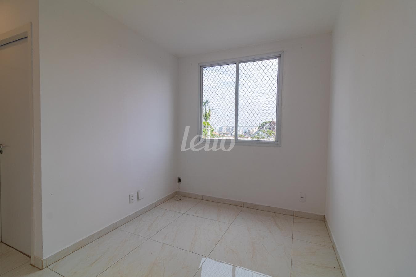 SALA de Apartamento com 34 m² em Vila Mira - São Paulo
