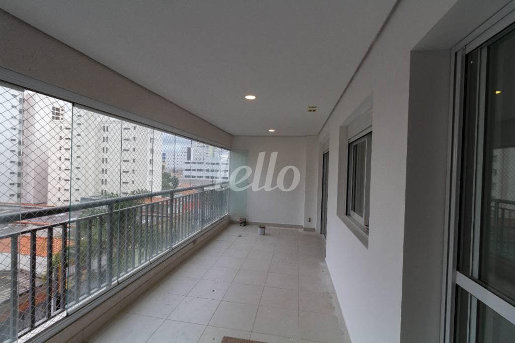VARANDA GOURMET SALA E DORMITÓRIO de Apartamento com 77 m² em Belenzinho - São Paulo
