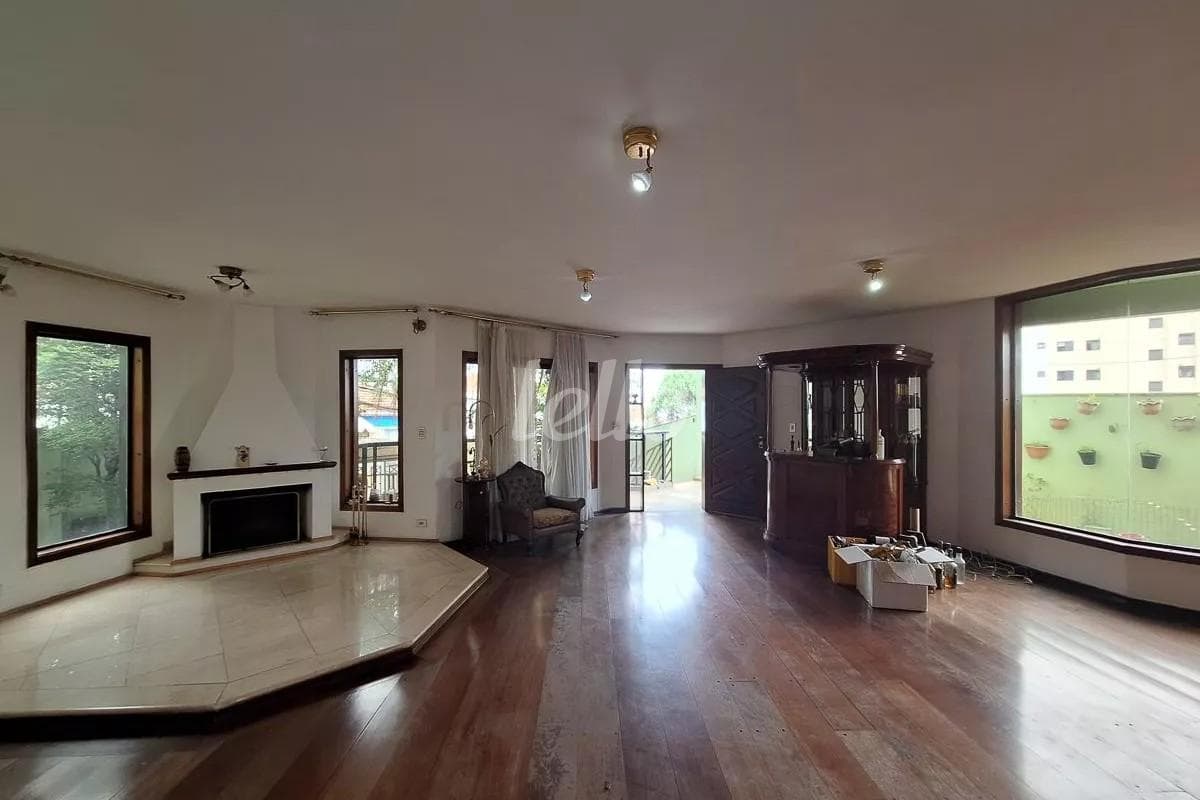 SALA de Casa sobrado com 547 m² em Vila Paulicéia - São Paulo