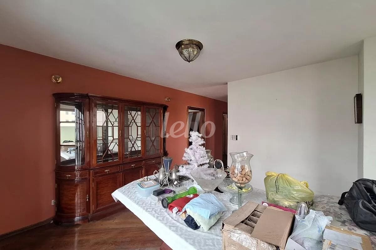 SALA de Casa sobrado com 547 m² em Vila Paulicéia - São Paulo