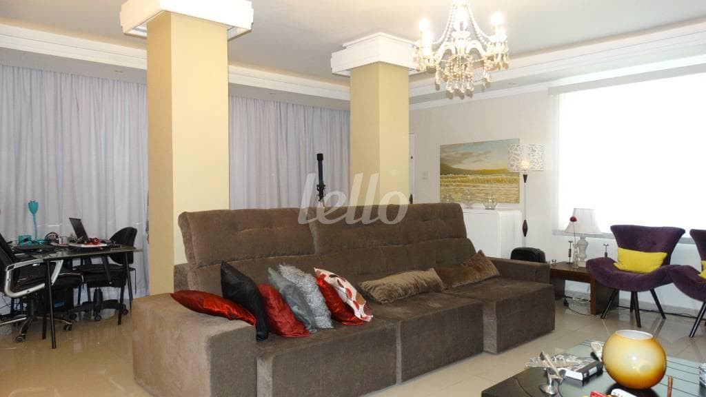 SALA DE ESTAR de Casa sobrado com 412 m² em Jardim São Paulo(Zona Norte) - São Paulo