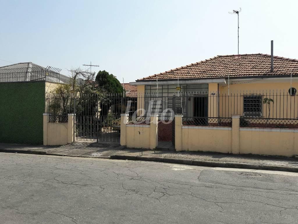 FACHADA de Casa térrea com 82 m² em Carandiru - São Paulo