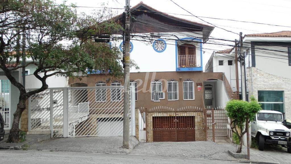 FACHADA de Casa sobrado com 296 m² em Água Fria - São Paulo