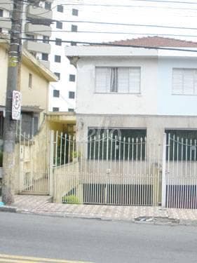 FACHADA de Casa sobrado com 150 m² em Santana - São Paulo