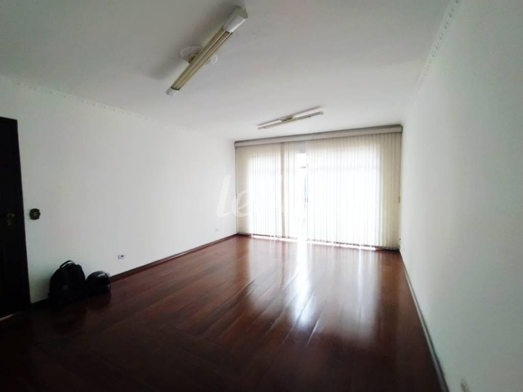 SALA PRINCIPAL de Casa sobrado com 326 m² em Santana - São Paulo