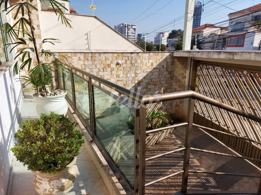 FACHADA de Casa sobrado com 160 m² em Jardim São Paulo(Zona Norte) - São Paulo