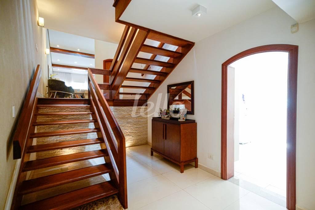 HALL DE ENTRADA de Casa sobrado com 297 m² em Chora Menino - São Paulo