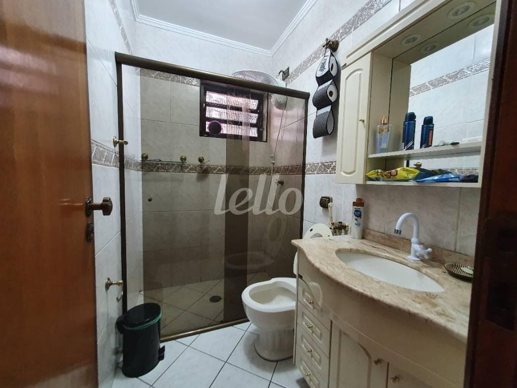 BANHEIRO SUÍTE de Casa sobrado com 170 m² em Água Fria - São Paulo