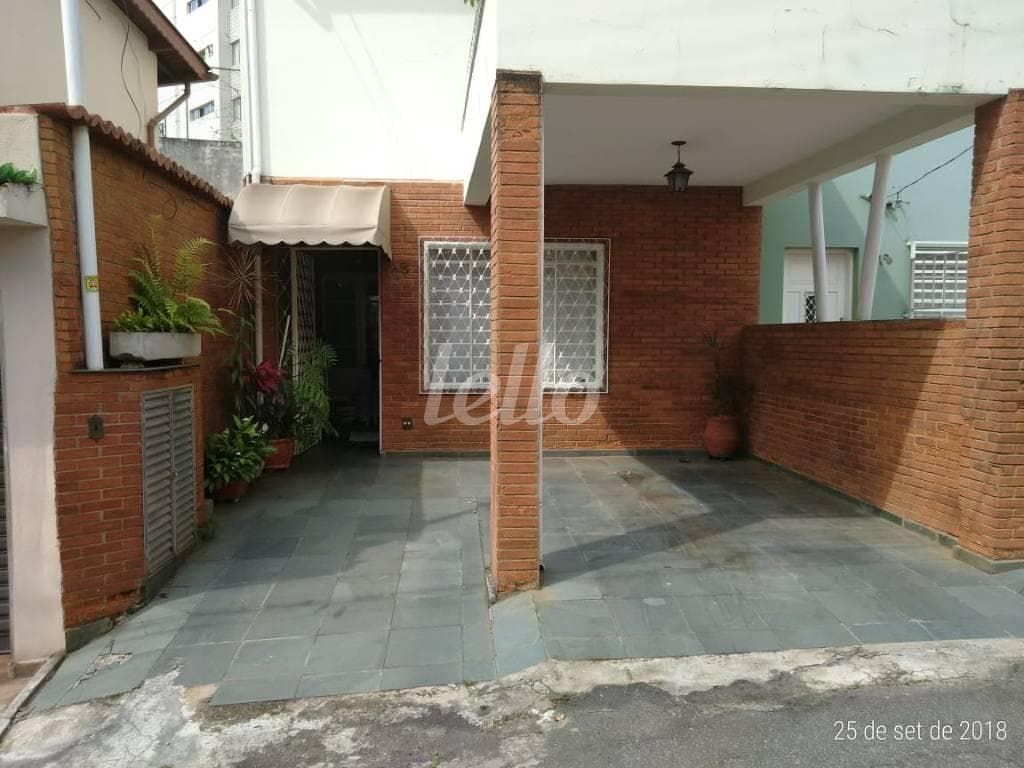 GARAGEM de Casa sobrado com 143 m² em Água Fria - São Paulo