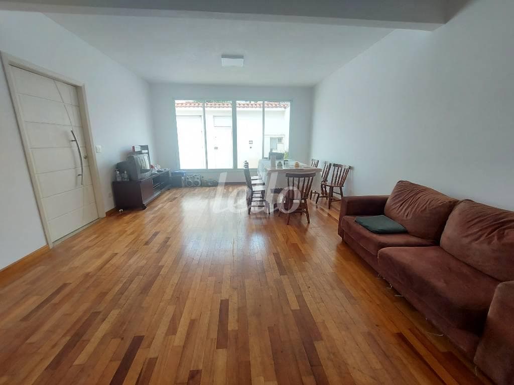 SALA de Casa térrea com 185 m² em Água Fria - São Paulo